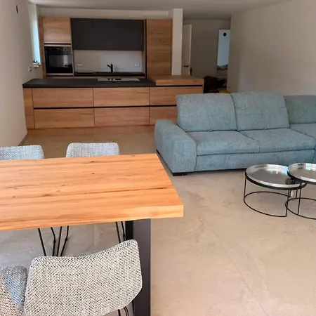 Lakefront Retreat 1 - Direkt Am Seeufer Διαμέρισμα *